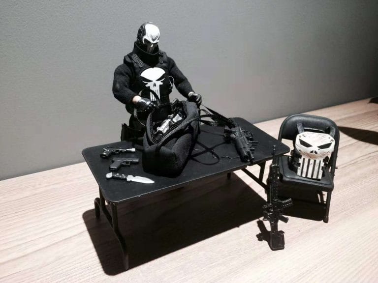 Customized Armed Accessories for Mezco Punisher 1/12 - Image 4